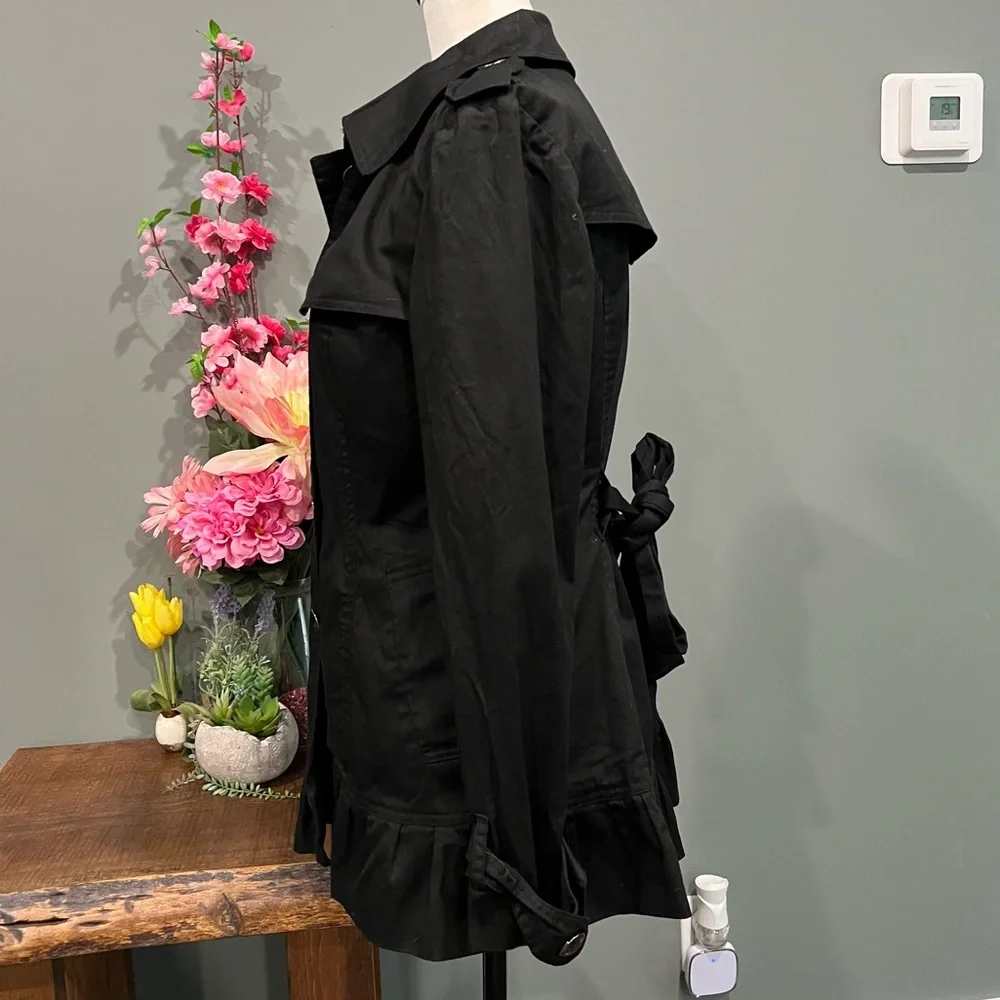 Light Button Up Jacket - Picture 5 of 12